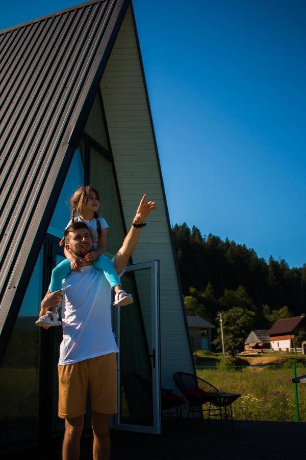 Mountains Hut Villa Mykulychyn Bagian luar foto
